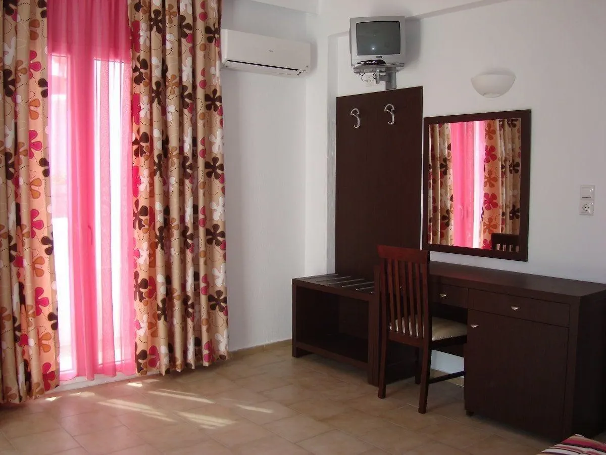Aparthotel Elena Studios & Suites Ornos