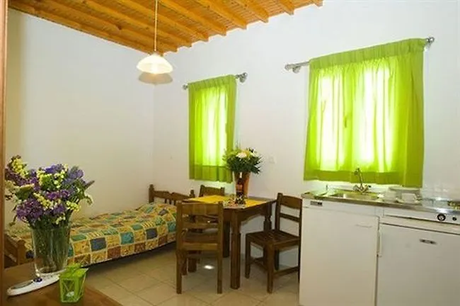 Elena Studios & Suites Ornos  3*, Ornos (Mykonos) Řecko